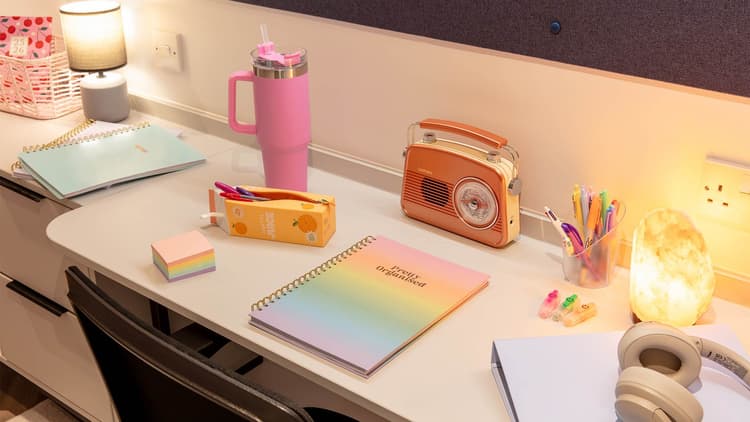 STUDENT BEDROOM WEB 1920x1080px (1) (1)